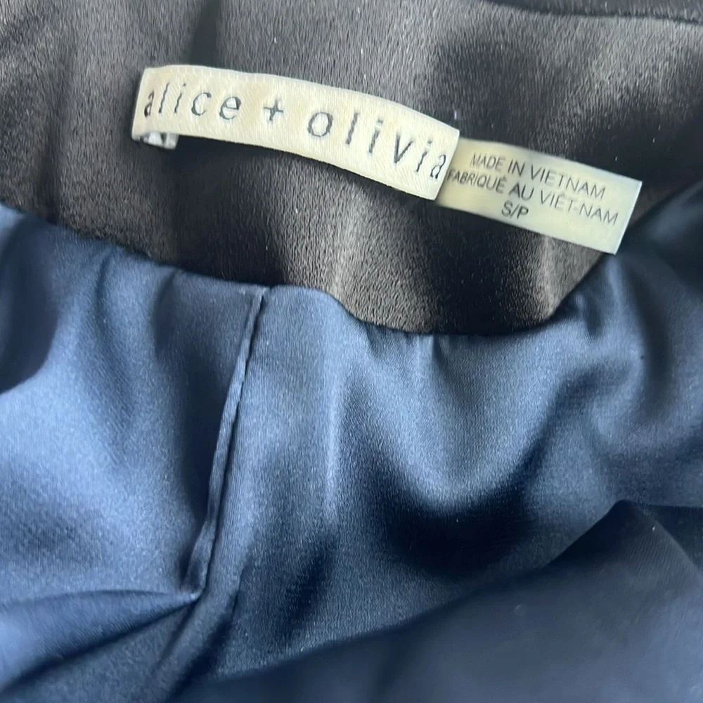 ALICE + OLIVIA KYLIE LONG SHAWL COLLAR JACKET - Picture 6 of 6